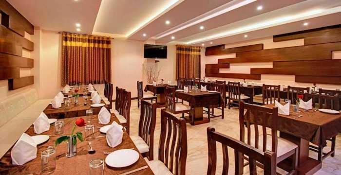 Hotel Rudra Vilas Агра Екстер'єр фото