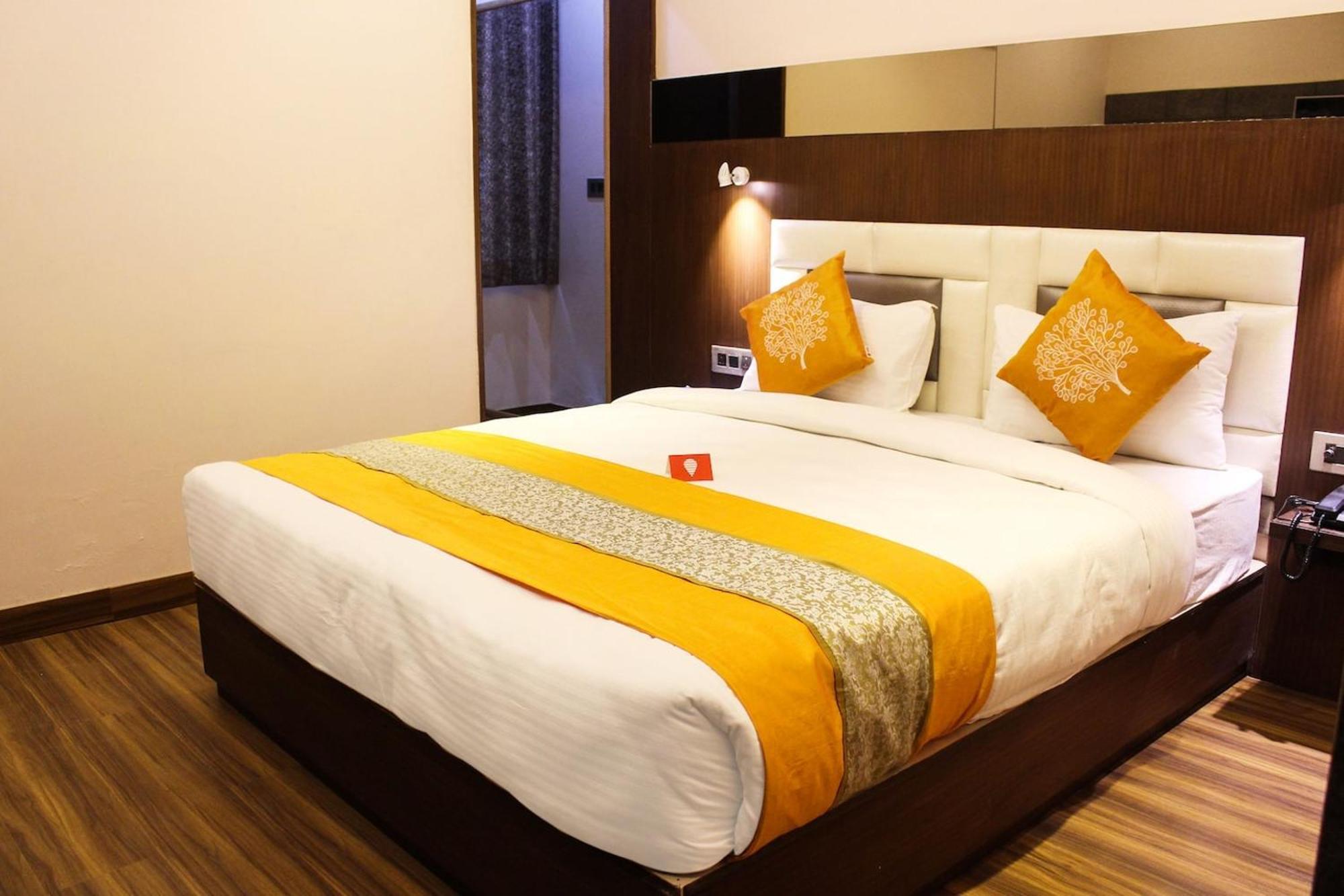 Hotel Rudra Vilas Агра Екстер'єр фото